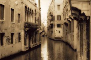 Venice Canal #82603 Venice Canal #82603