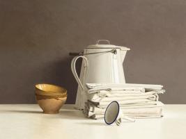 White Can and white Cloths #IG 3892 White Can and white Cloths #IG 3892